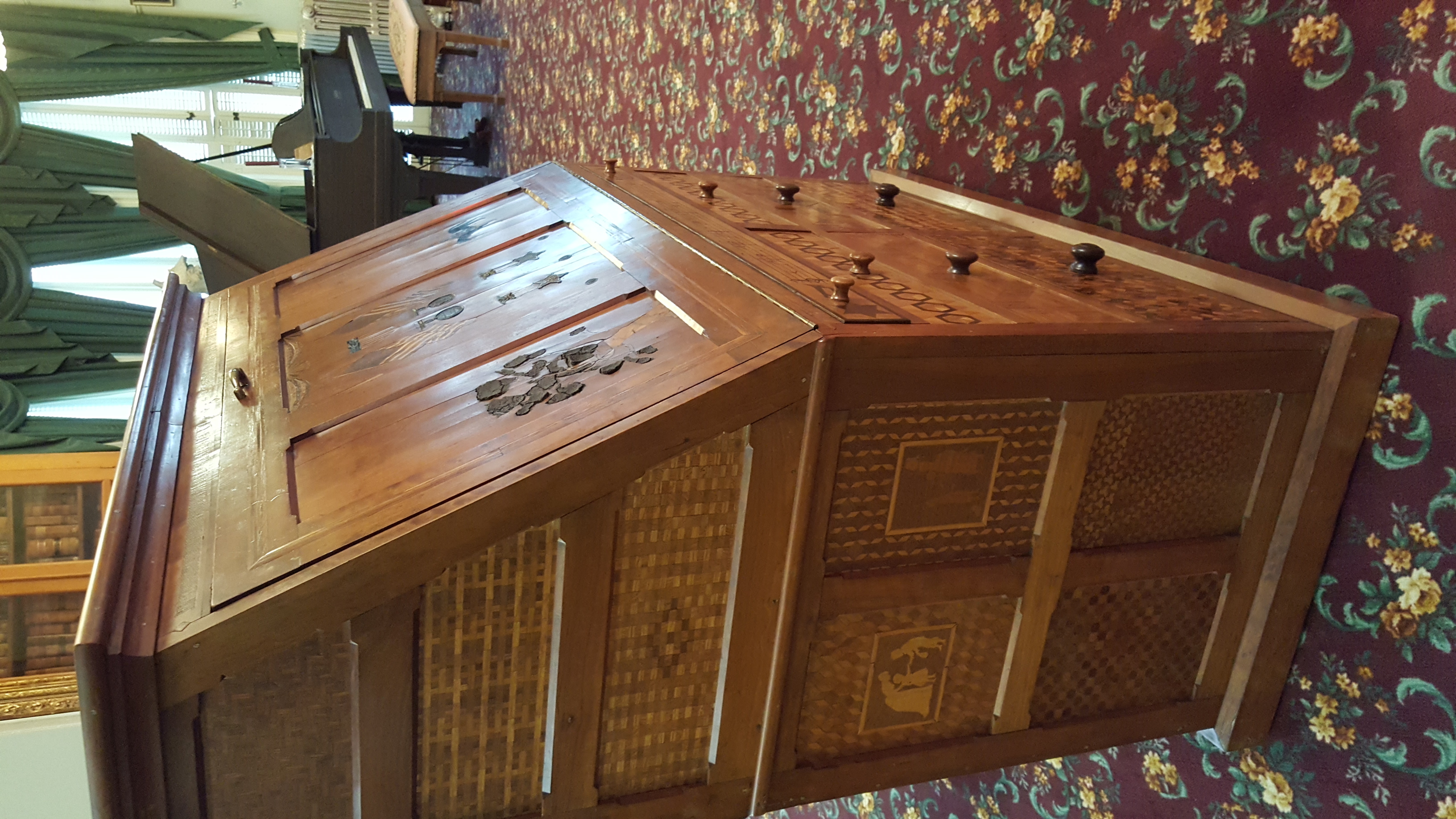 Thaddeus Coffin desk